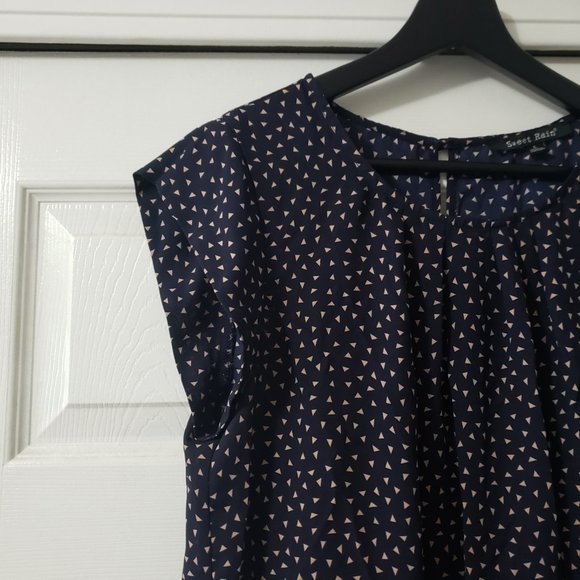 Sweet Rain Navy blue w/nude triangles Size L - Picture 2 of 9